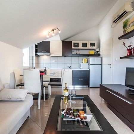 Apartment Tin Kastela Bagian luar foto