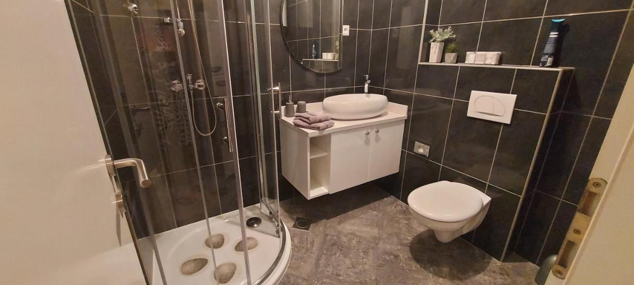 Apartment Tin Kastela Bagian luar foto