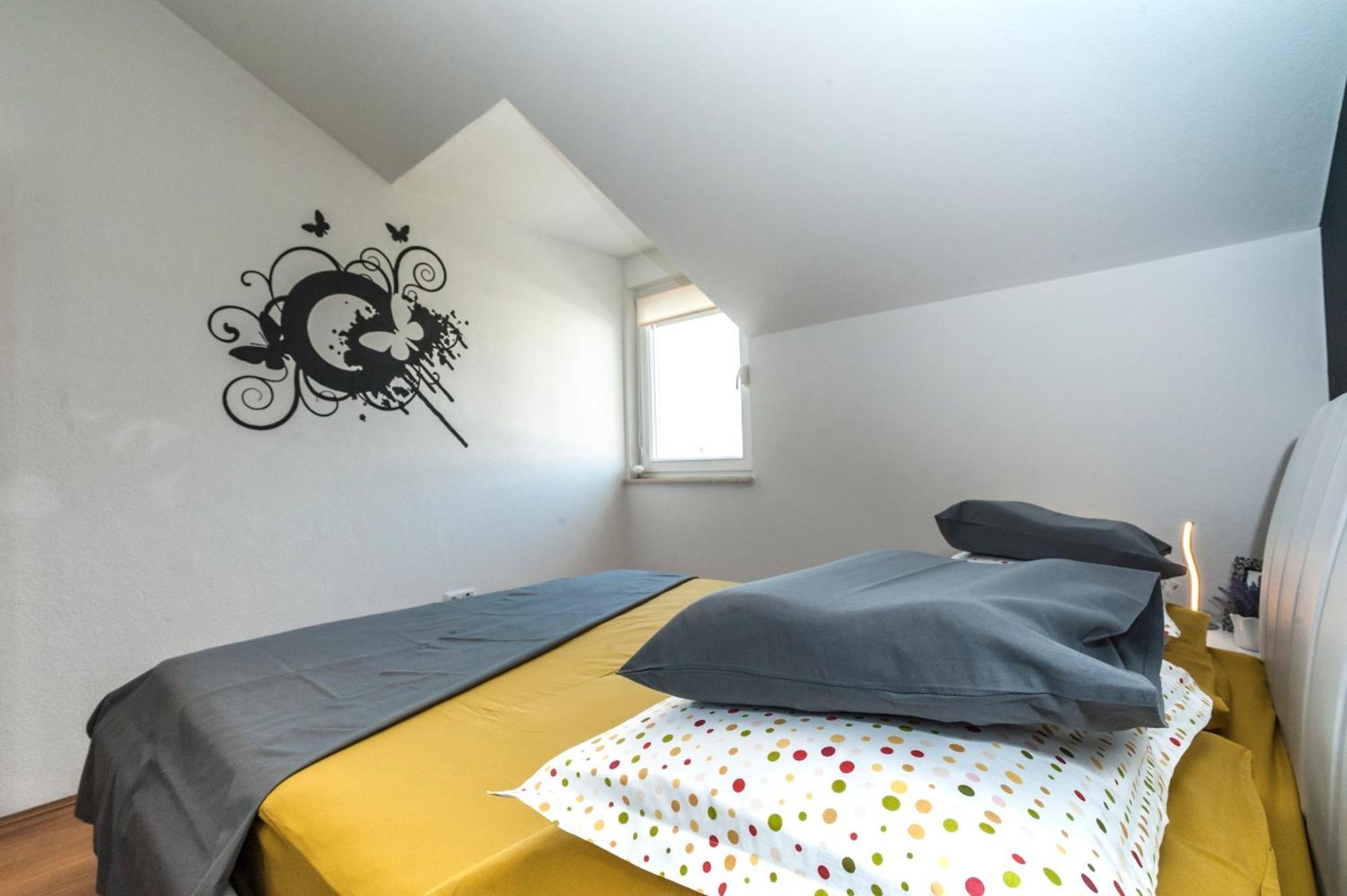 Apartment Tin Kastela Bagian luar foto