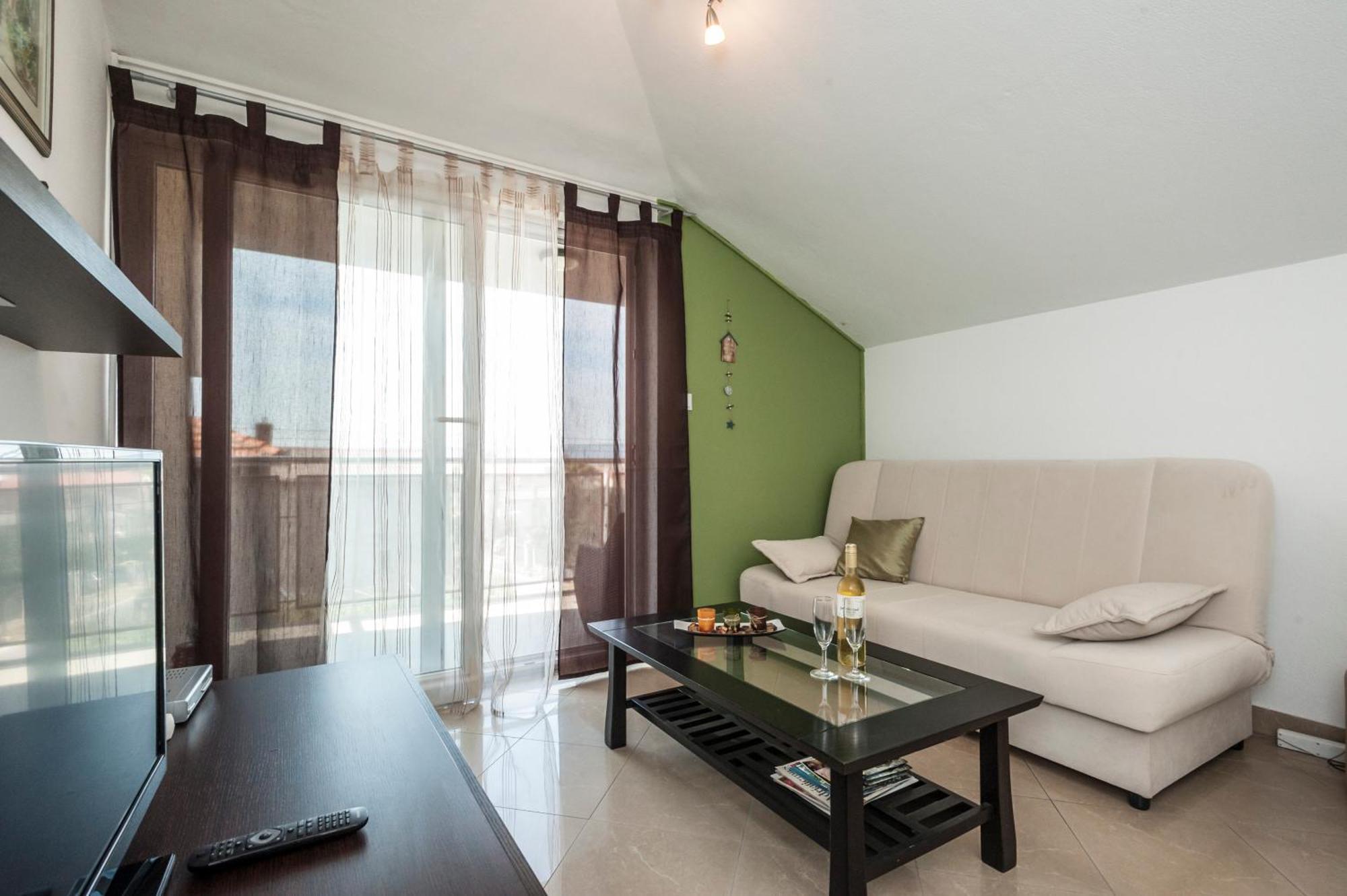Apartment Tin Kastela Bagian luar foto