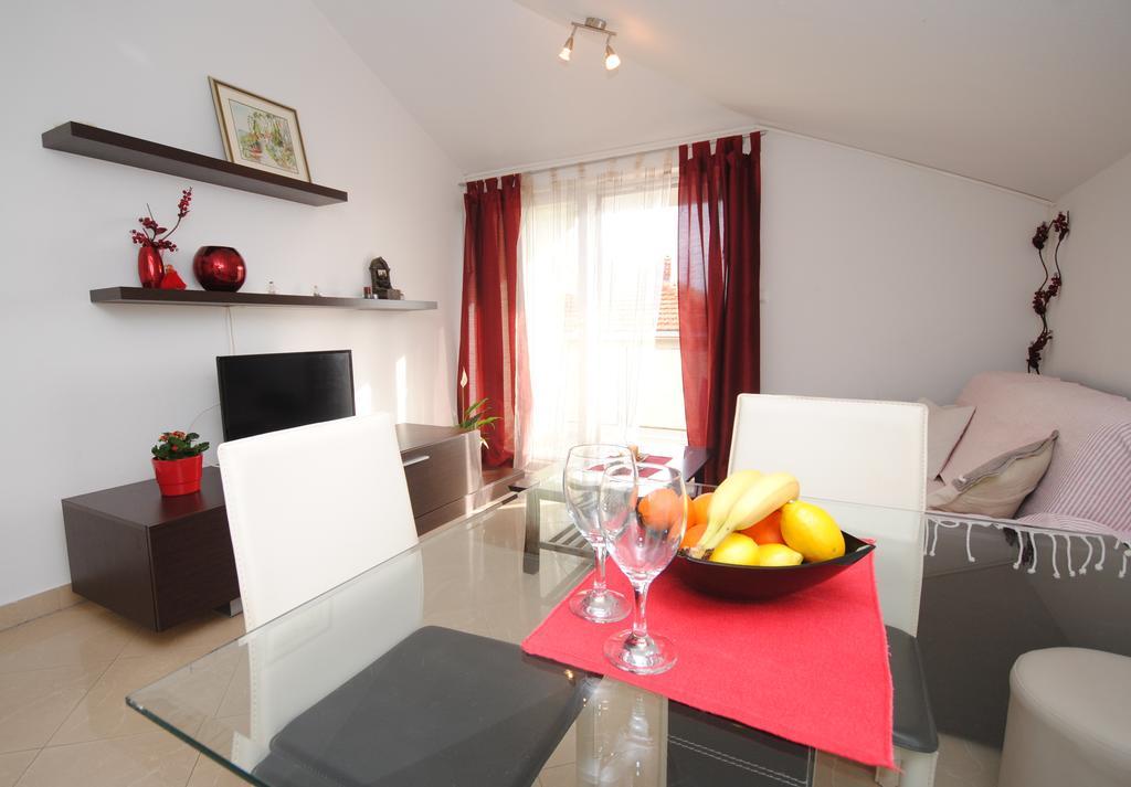 Apartment Tin Kastela Bagian luar foto