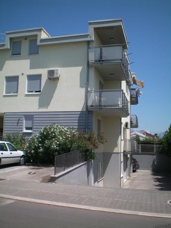Apartment Tin Kastela Bagian luar foto